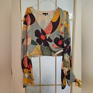 EN SAISON medium wrap top